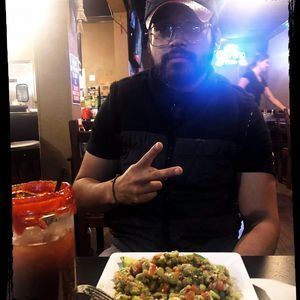 Meet your Posher, Arnoldo